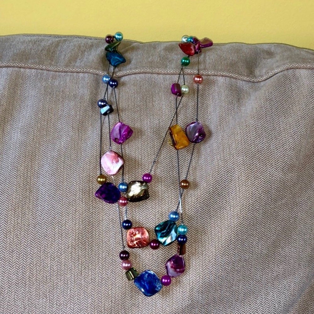 Beautiful Handmade Shell Necklace! - Picture 2 of 5